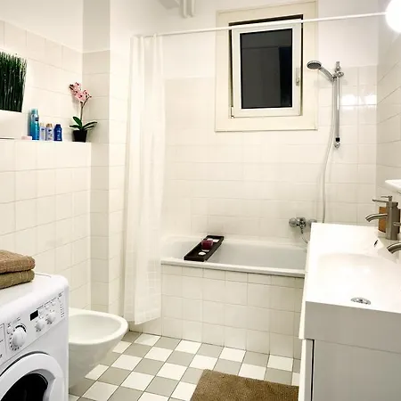 Operastreet City Center Apartment 