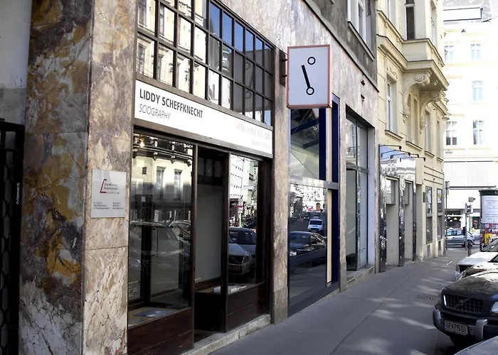 Operastreet City Center Apartment \